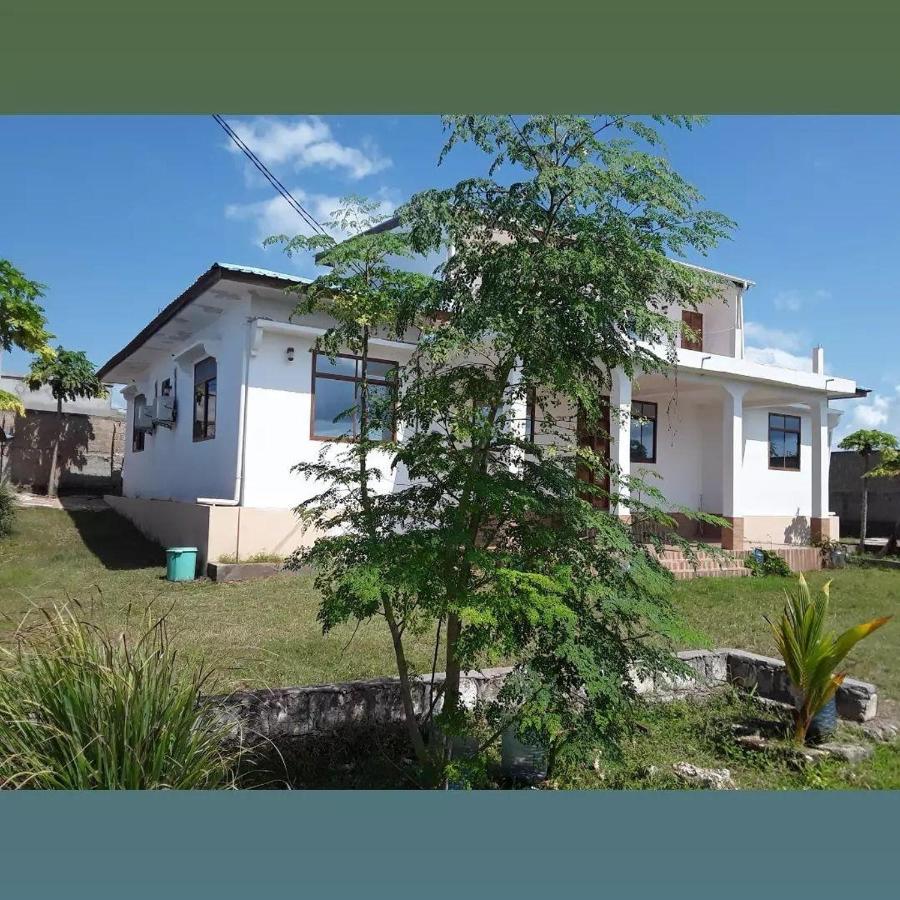 Imane Lodge นูงวี ภายนอก รูปภาพ